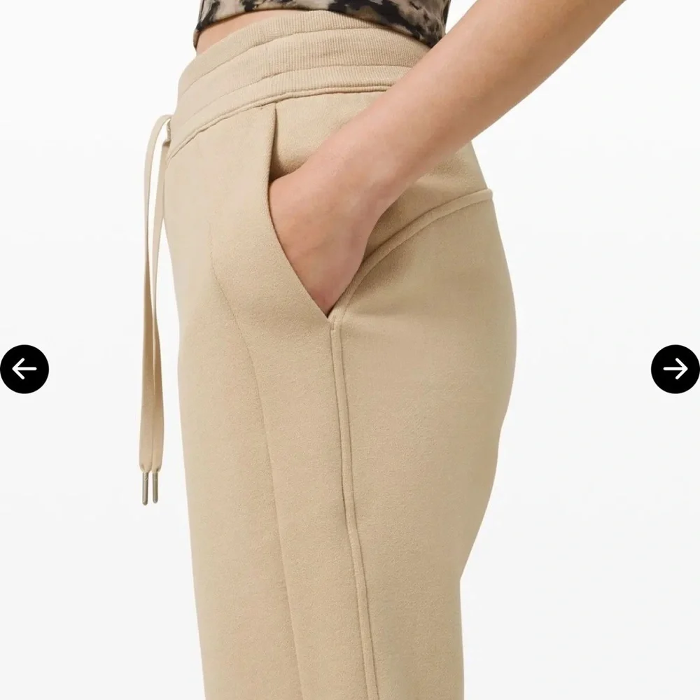 NWOT LULULEMON Scuba High-Rise Joggers Full Length - Trench